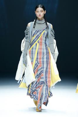 潮流与创意交汇，毕业展演闪耀浙江理工大学服装学院2019届服装与服饰设计