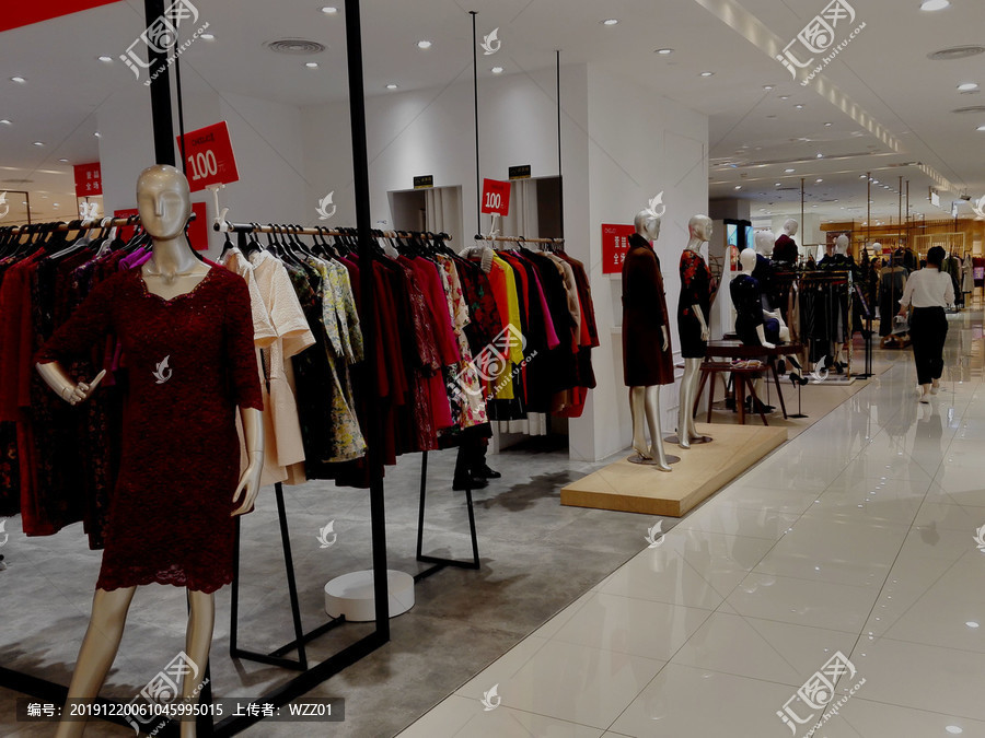 服装超市与服装服饰 一站式购齐的时尚生活新主张